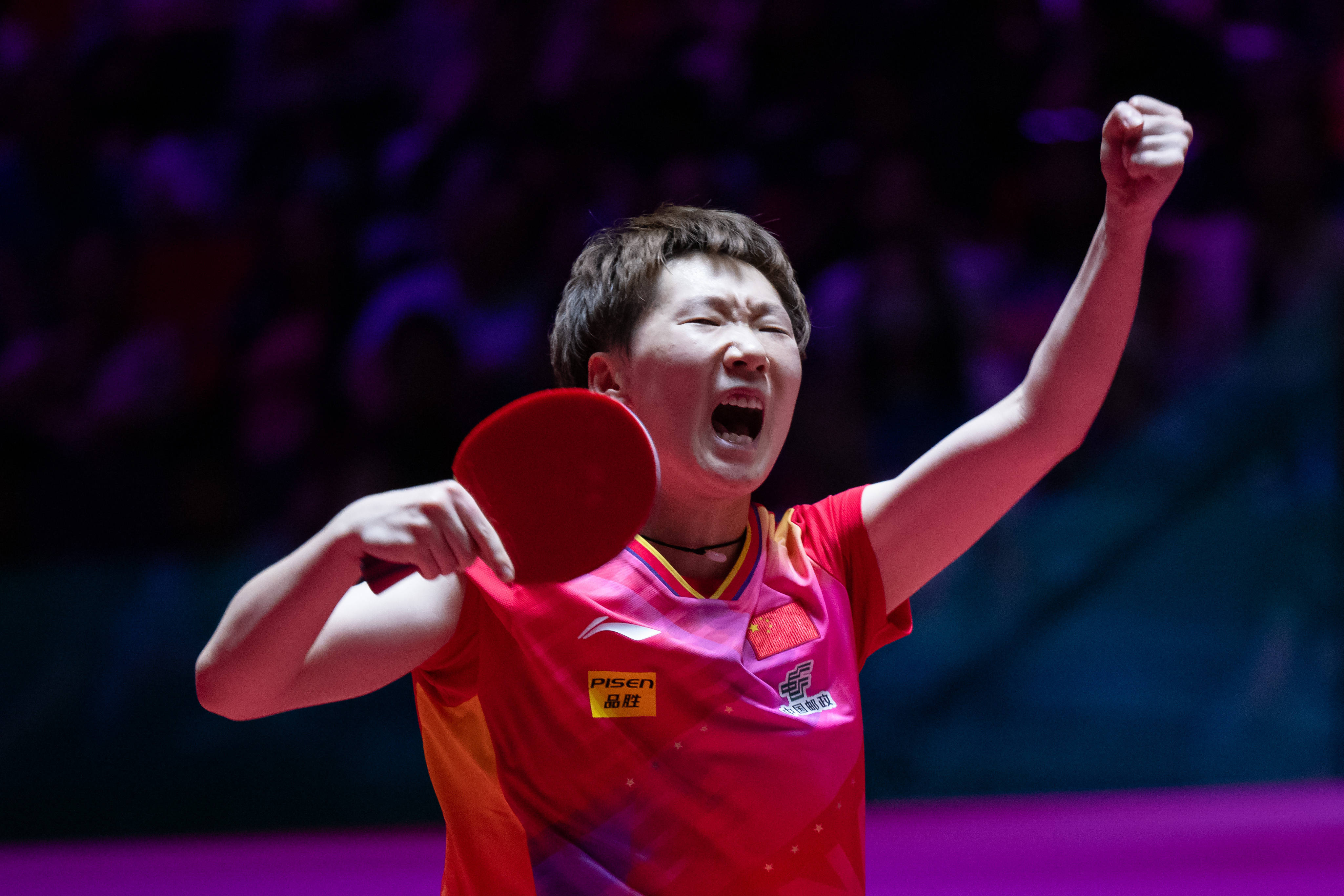 出接近威金 出接近威金