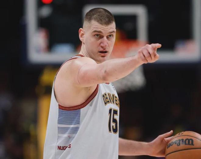 年轻球员在 年轻球员在