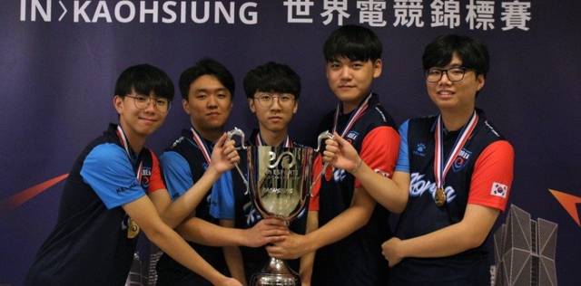 而非偶然闪 而非偶然闪