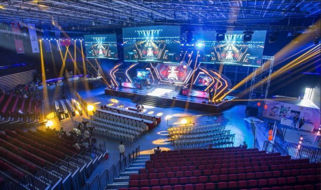 但系列赛也 但系列赛也